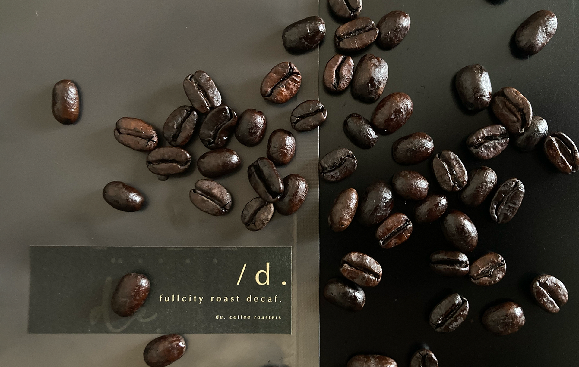 デカフェコーヒー豆×1個GIFTセット《【d.】 fullcity roast｜深煎り》
